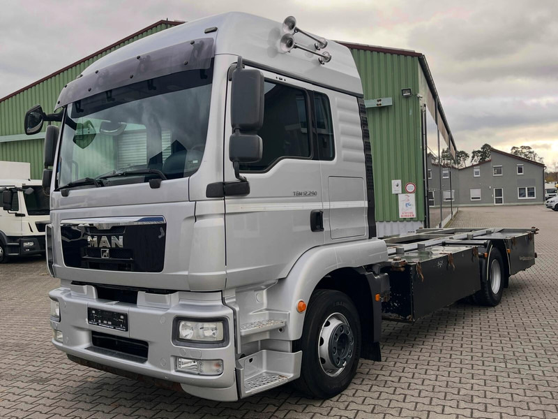 MAN TGM 12.290 BDF 4x2 Euro 5 - Cab chassis truck: picture 1 MAN TGM 12.290 BDF 4x2 Euro 5 - Cab chassis truck: picture 1