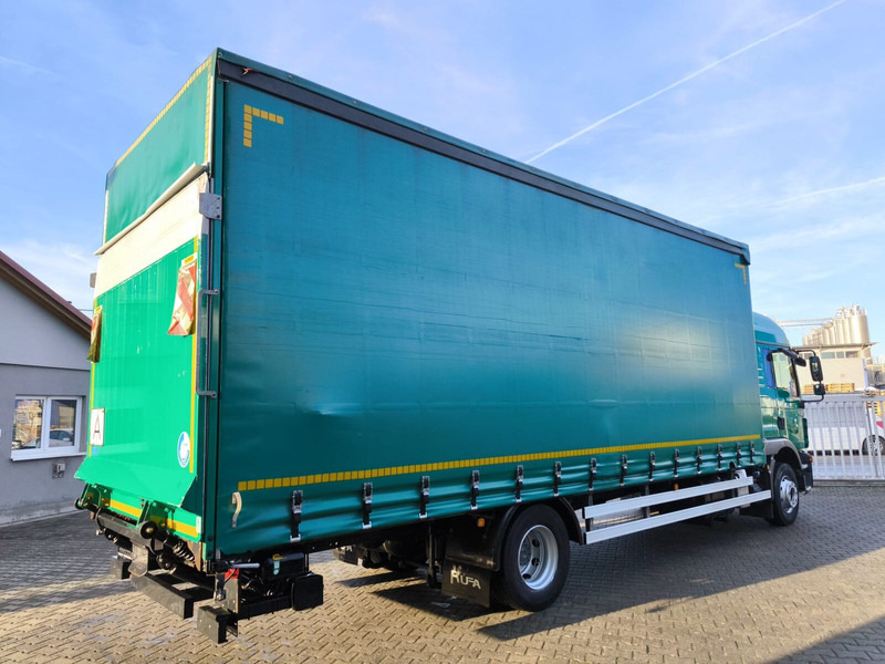 MAN TGM 15.250 - Curtainsider truck: picture 4 MAN TGM 15.250 - Curtainsider truck: picture 4