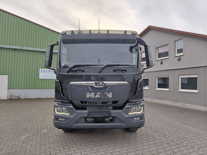 MAN TGM 18.320 4x2 BL CH Fahrgestell Euro 6 Rechtslenker NEU - Cab chassis truck: picture 3 MAN TGM 18.320 4x2 BL CH Fahrgestell Euro 6 Rechtslenker NEU - Cab chassis truck: picture 3