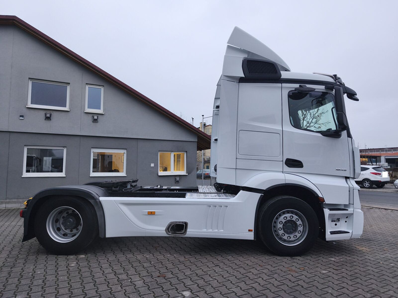 Mercedes-Benz Actros 1845 Sattelzugmaschine Euro 6 4x2 - Tractor unit: picture 4 Mercedes-Benz Actros 1845 Sattelzugmaschine Euro 6 4x2 - Tractor unit: picture 4