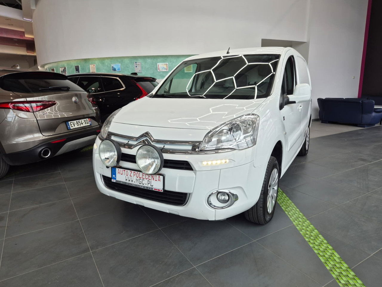 Citroën Berlingo 1.6 HDI 4X4 / Facelift / LOW KM / Serviced - Small van: picture 2 Citroën Berlingo 1.6 HDI 4X4 / Facelift / LOW KM / Serviced - Small van: picture 2