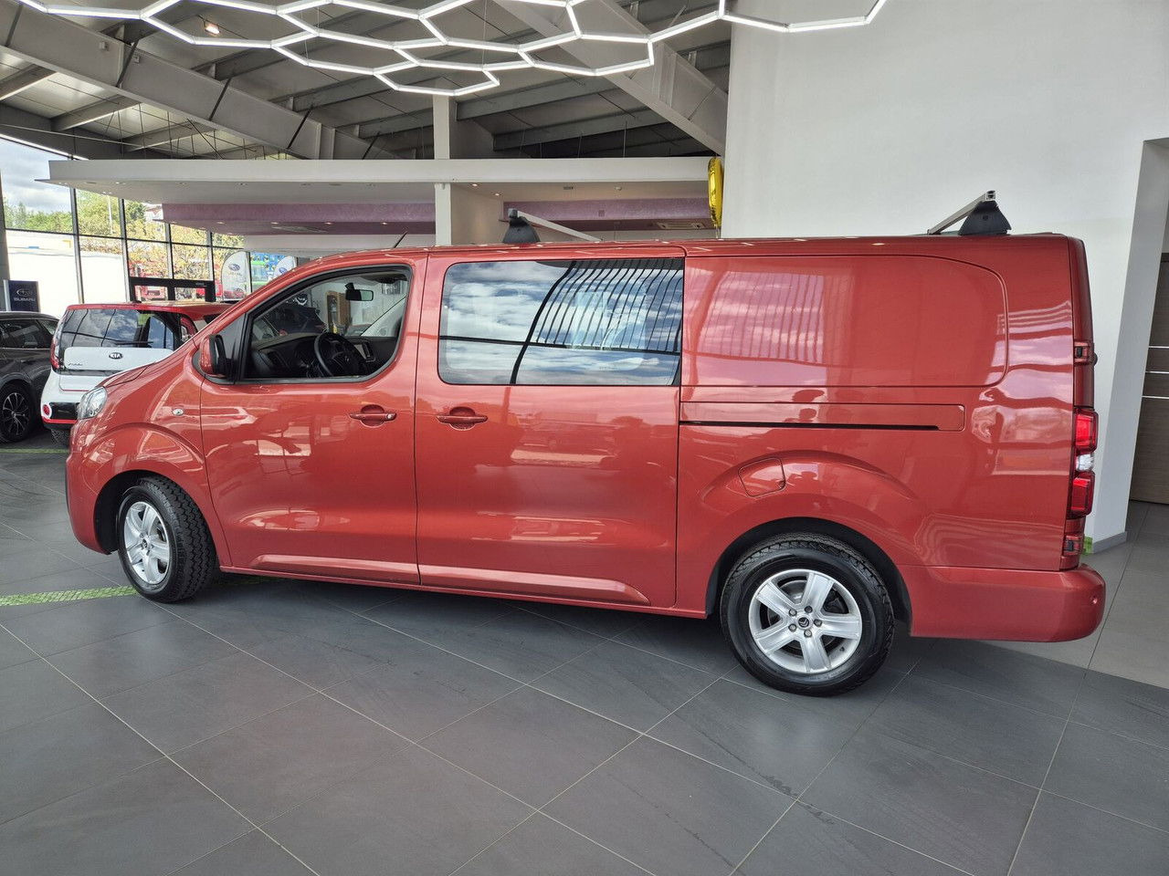 Leasing of  Citroën Jumpy Combi L3H1 Long ,Mixto,Top Version,360 Camera, Serviced Citroën Jumpy Combi L3H1 Long ,Mixto,Top Version,360 Camera, Serviced: picture 10