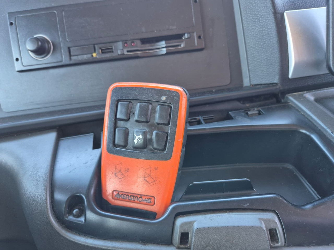 Refrigerator truck MAN TGS 26.320 24 EP / Frigoblock / 1 Owner / Serviced: picture 26