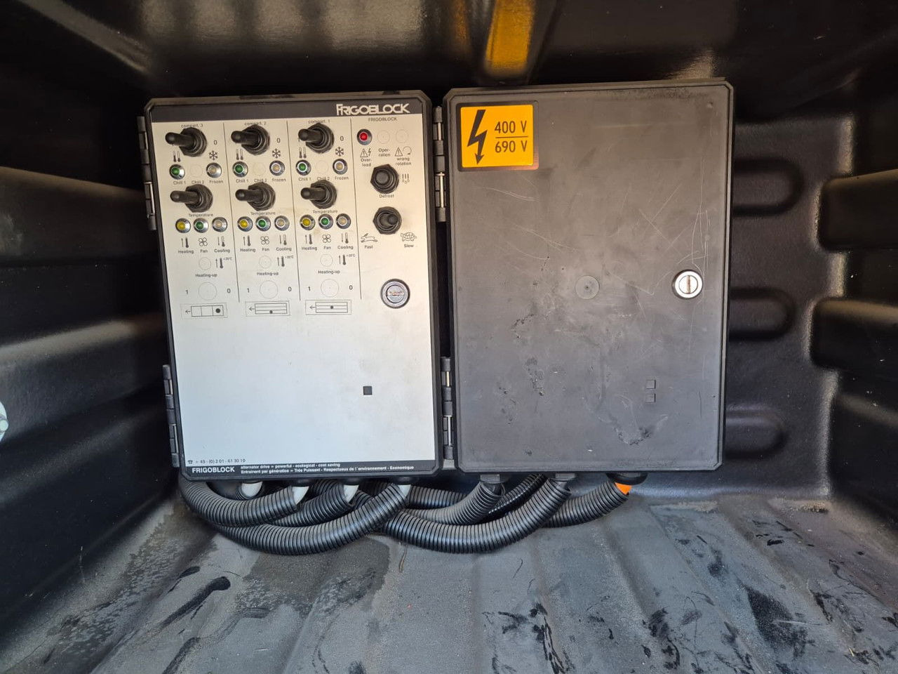 Refrigerator truck MAN TGS 26.320 24 EP / Frigoblock / 1 Owner / Serviced: picture 15