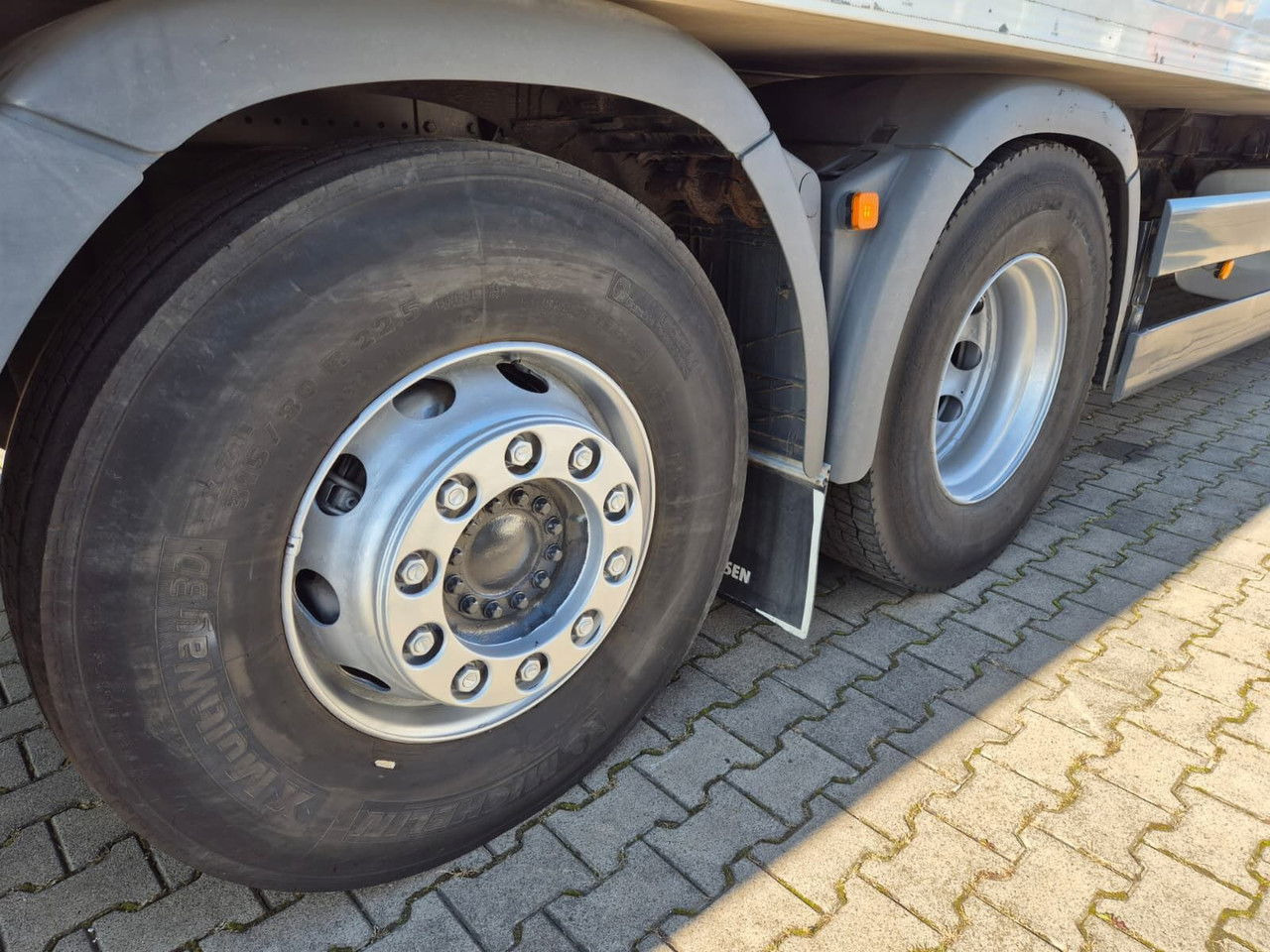 Refrigerator truck MAN TGS 26.320 24 EP / Frigoblock / 1 Owner / Serviced: picture 16