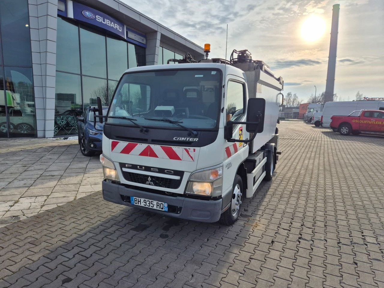 Mitsubishi Canter Fuso 5S13 / Euro 5 EEV / 1WŁ. - Garbage truck: picture 3 Mitsubishi Canter Fuso 5S13 / Euro 5 EEV / 1WŁ. - Garbage truck: picture 3