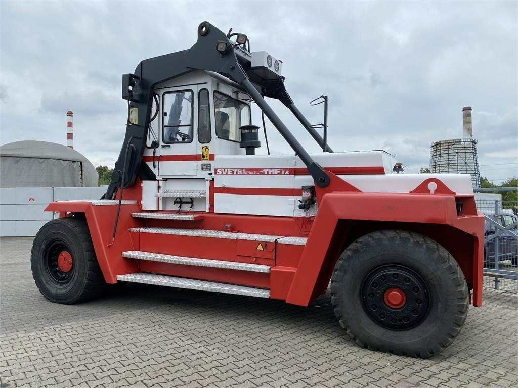 Svetruck TMF 12/9 HB / 1 OWNER / ELME SPREADER / WOOD LOG A - Reach stacker: picture 2 Svetruck TMF 12/9 HB / 1 OWNER / ELME SPREADER / WOOD LOG A - Reach stacker: picture 2