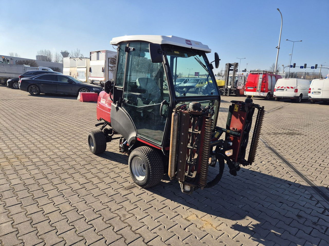Toro CT2240 / 4WD / Like NEW / Only 1681MTH - Garden mower: picture 2 Toro CT2240 / 4WD / Like NEW / Only 1681MTH - Garden mower: picture 2