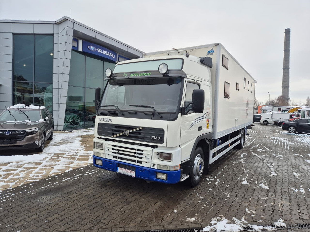 VOLVO FM 7 5 Horses / 3 People Live Cabin / 1 Owner / Serviced - Horse truck: picture 2 VOLVO FM 7 5 Horses / 3 People Live Cabin / 1 Owner / Serviced - Horse truck: picture 2