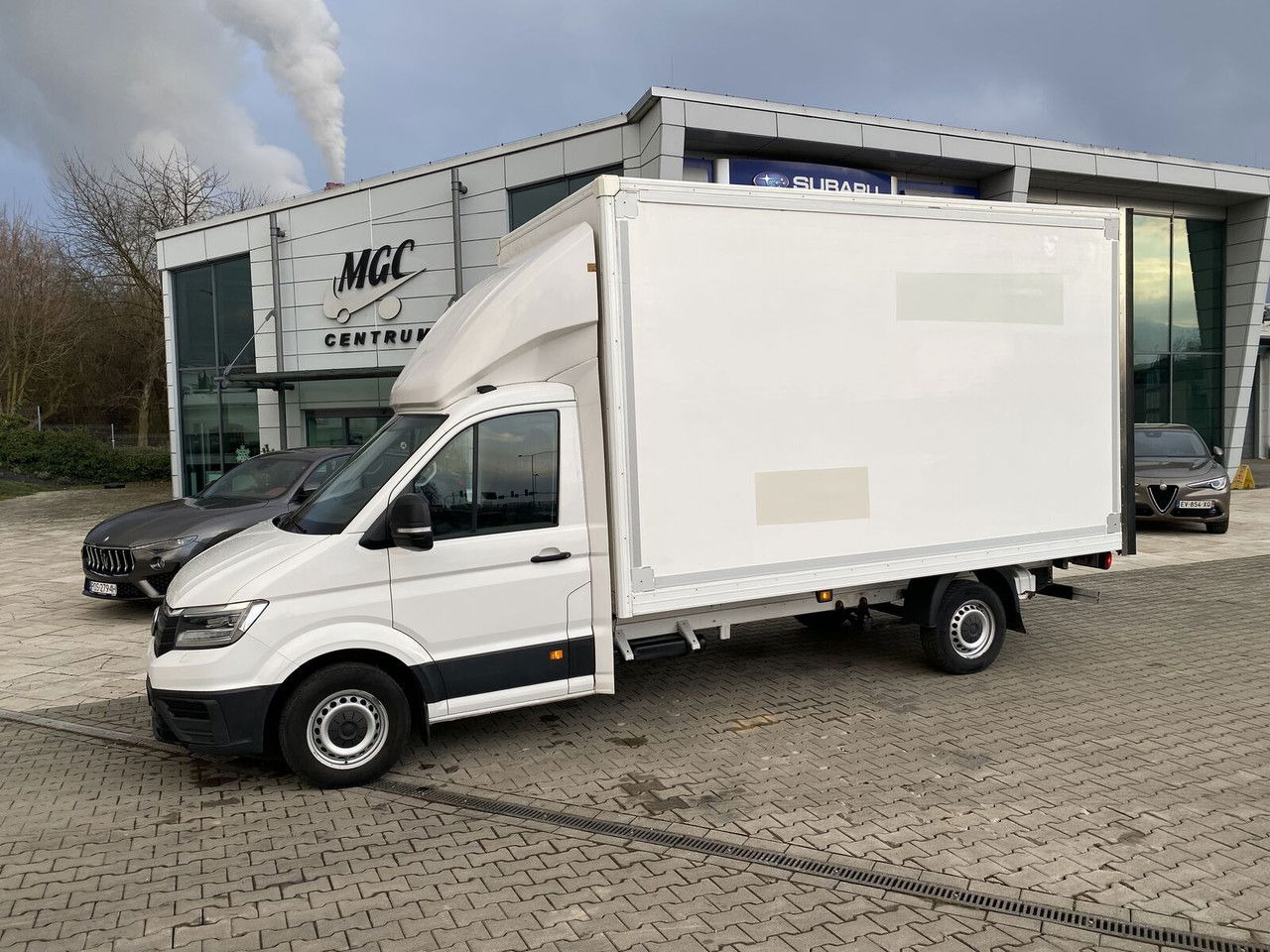 Volkswagen Crafter 2.0 TDI 177HP / High Container / Lift 750KG / Super Cond - Box van: picture 2 Volkswagen Crafter 2.0 TDI 177HP / High Container / Lift 750KG / Super Cond - Box van: picture 2
