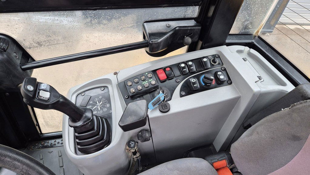 Leasing of  Caterpillar 910K - Year 2015 - 4025 Hours - AC Caterpillar 910K - Year 2015 - 4025 Hours - AC: picture 26