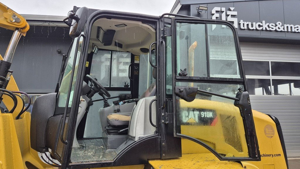 Leasing of  Caterpillar 910K - Year 2015 - 4025 Hours - AC Caterpillar 910K - Year 2015 - 4025 Hours - AC: picture 23