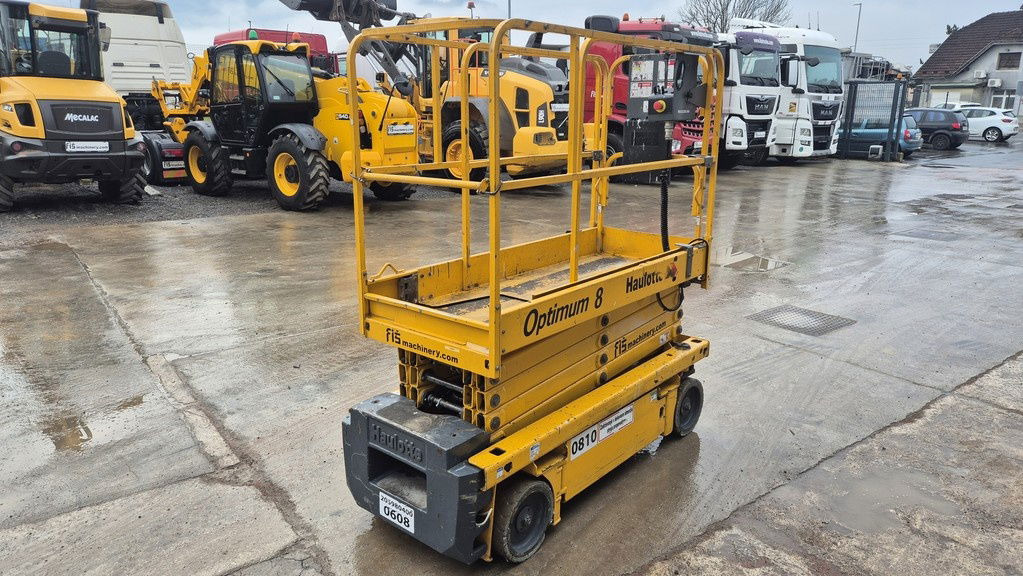 Haulotte Optimum 8 - NEW Batteries - 2019 Year - 325 Hours - Scissor lift: picture 5 Haulotte Optimum 8 - NEW Batteries - 2019 Year - 325 Hours - Scissor lift: picture 5