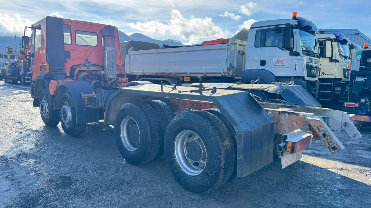 Iveco MP410E42H 8X4 Chassis - Complete Spring - Cab chassis truck: picture 3 Iveco MP410E42H 8X4 Chassis - Complete Spring - Cab chassis truck: picture 3