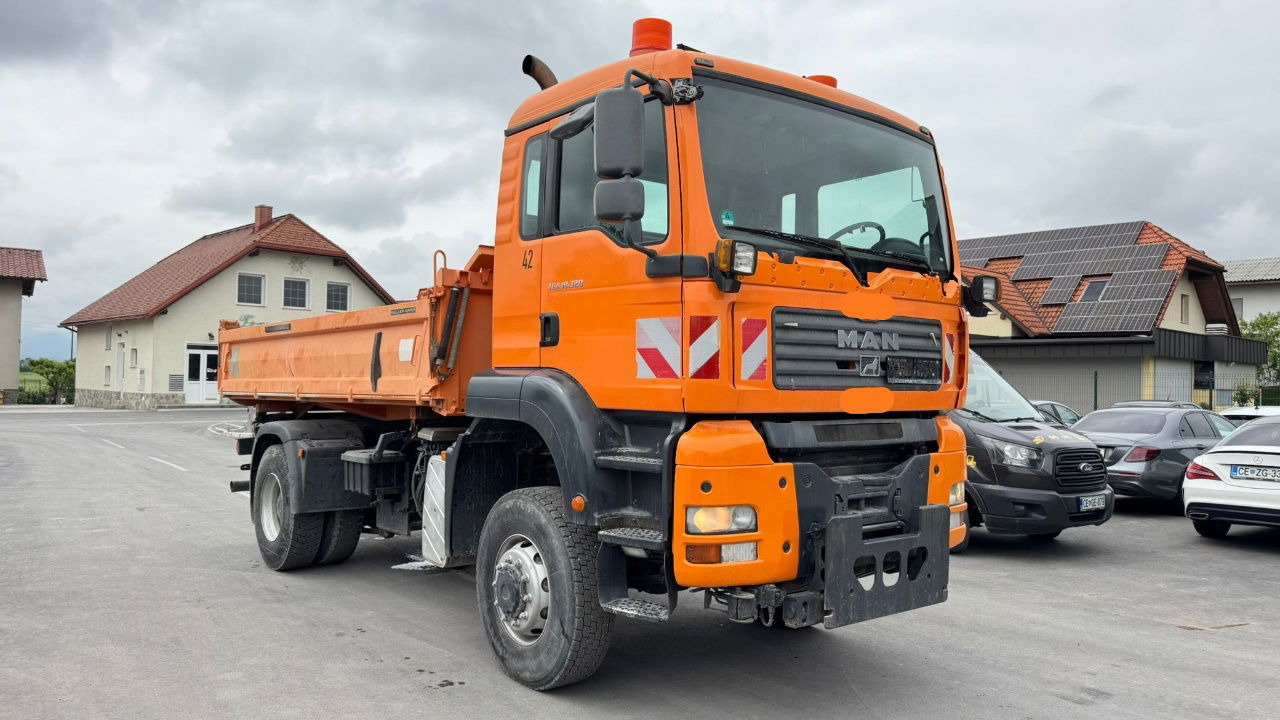 MAN TGA 18.320 4X4 meiller tipper - euro 4 - Tipper: picture 3 MAN TGA 18.320 4X4 meiller tipper - euro 4 - Tipper: picture 3