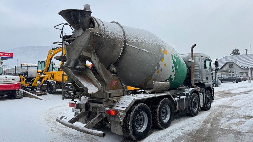 MAN TGA 32.360 8x4 Liebherr mixer 10m3 - Concrete mixer truck: picture 4 MAN TGA 32.360 8x4 Liebherr mixer 10m3 - Concrete mixer truck: picture 4