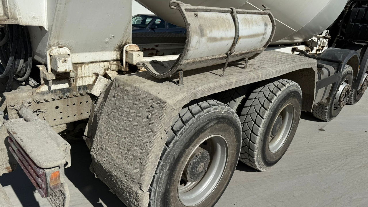Leasing of  Mercedes-Benz Actros 3532 8x4 beton Schwing mixer 10m3 Mercedes-Benz Actros 3532 8x4 beton Schwing mixer 10m3: picture 6