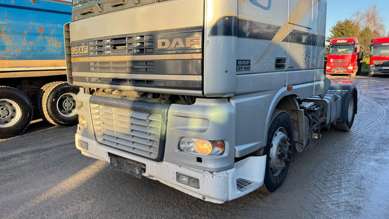 DAF XF 95.480 4x2 tractor unit - euro 3 - Tractor unit: picture 2 DAF XF 95.480 4x2 tractor unit - euro 3 - Tractor unit: picture 2