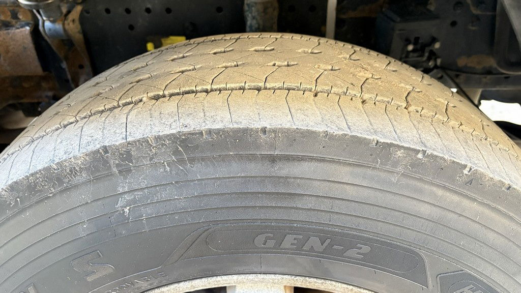 Tractor unit MAN TGA 18.430 4x2 tractor unit - new tyres: picture 6