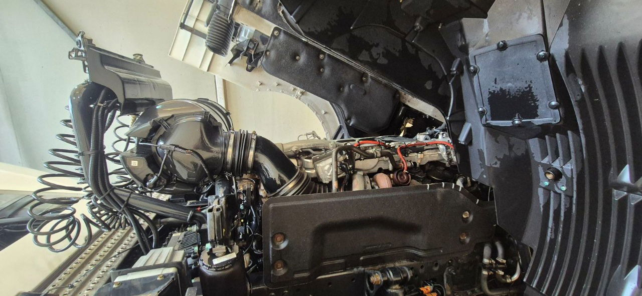 Tractor unit MAN TGX 18.440 4X2 tractor unit - retarder: picture 17 Tractor unit MAN TGX 18.440 4X2 tractor unit - retarder: picture 17