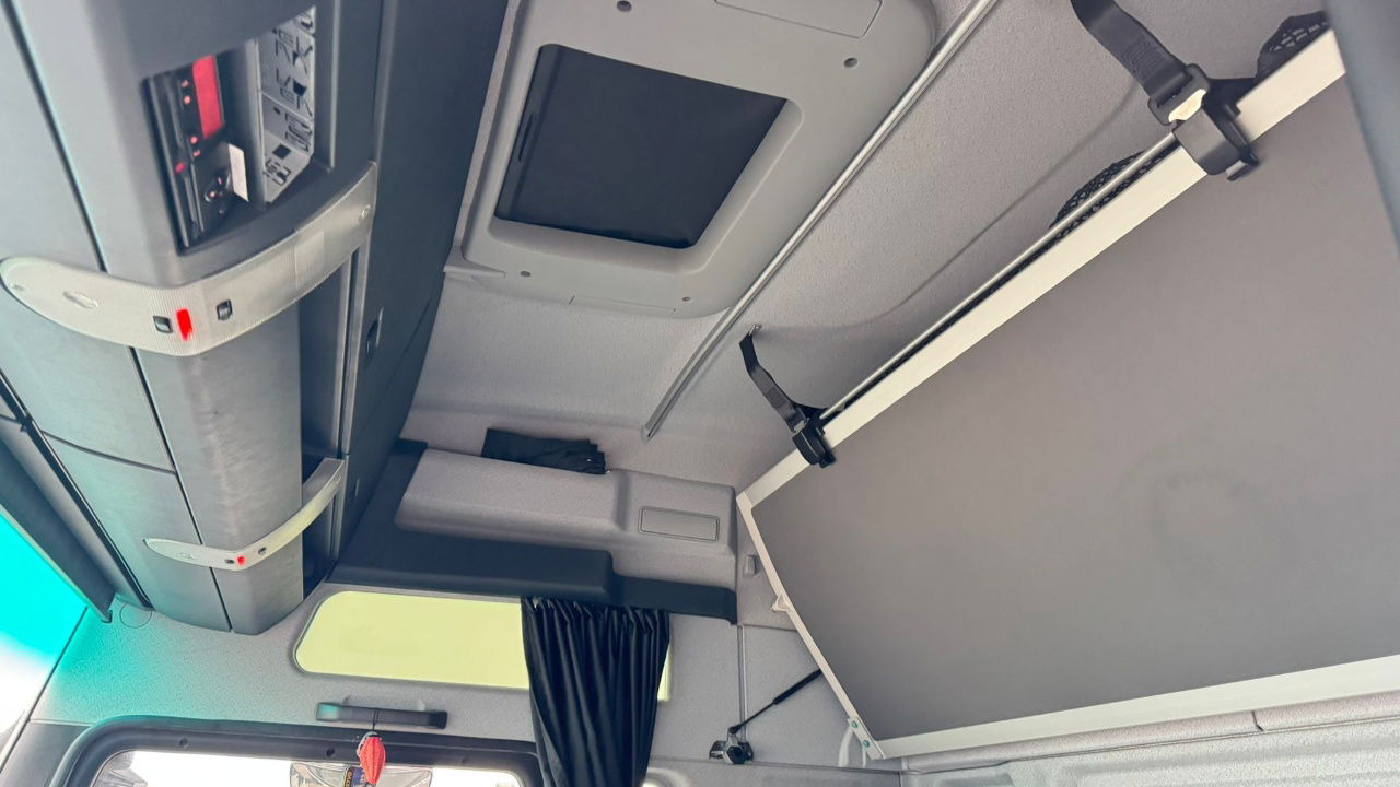 Tractor unit MAN TGX 18.560 4X2 tractor unit - retarder: picture 26 Tractor unit MAN TGX 18.560 4X2 tractor unit - retarder: picture 26