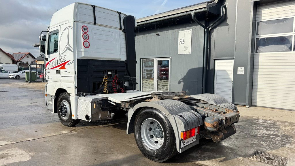 Mercedes-Benz Actros 1844 LS 4x2 tractor unit - clutch - Tractor unit: picture 4 Mercedes-Benz Actros 1844 LS 4x2 tractor unit - clutch - Tractor unit: picture 4