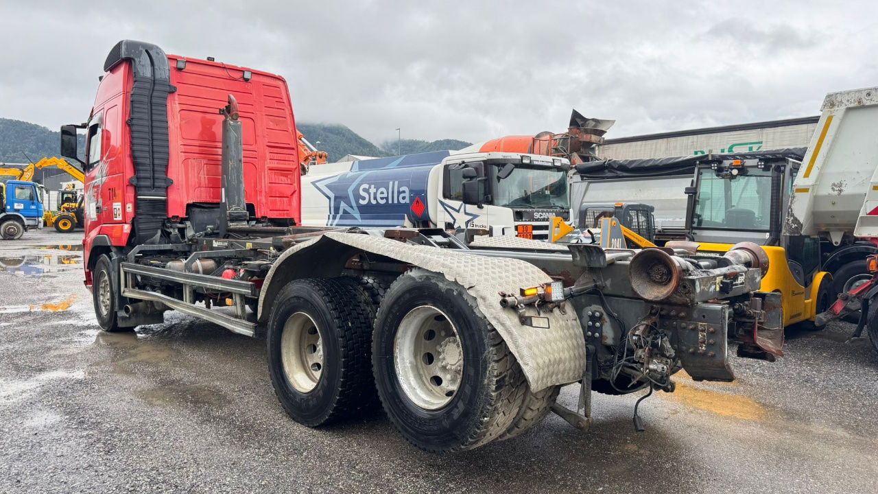 Volvo FH 12 460 6x2 Meiller abroll tipper - motor brake - lifting axle - Container transporter/ Swap body truck: picture 4 Volvo FH 12 460 6x2 Meiller abroll tipper - motor brake - lifting axle - Container transporter/ Swap body truck: picture 4