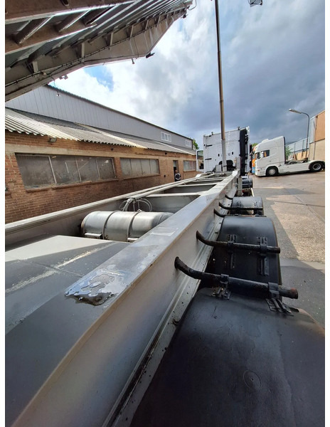 Tipper semi-trailer Benalu C34CMS01 44cub: picture 11 Tipper semi-trailer Benalu C34CMS01 44cub: picture 11