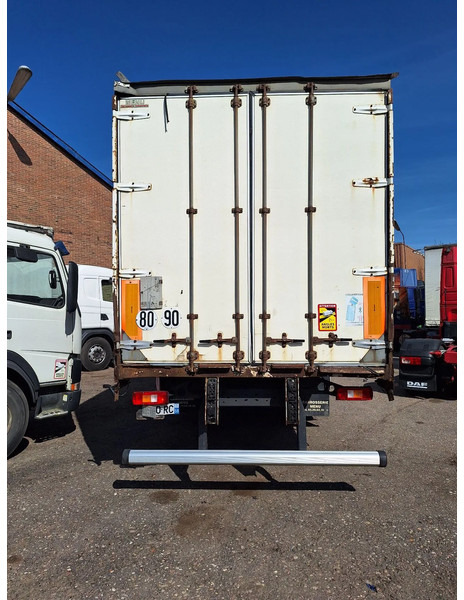 Volvo FE 300 FE 300 - Box truck: picture 5 Volvo FE 300 FE 300 - Box truck: picture 5
