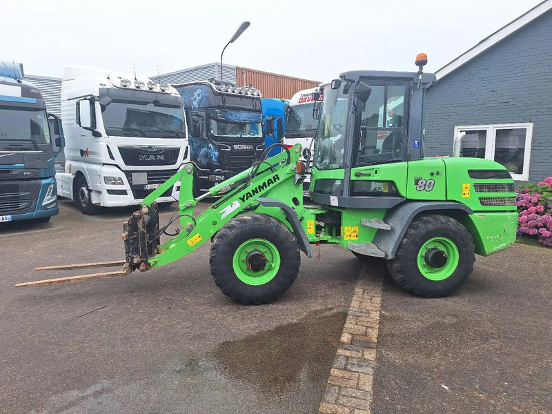 Yanmar V80 - Compact track loader: picture 3 Yanmar V80 - Compact track loader: picture 3