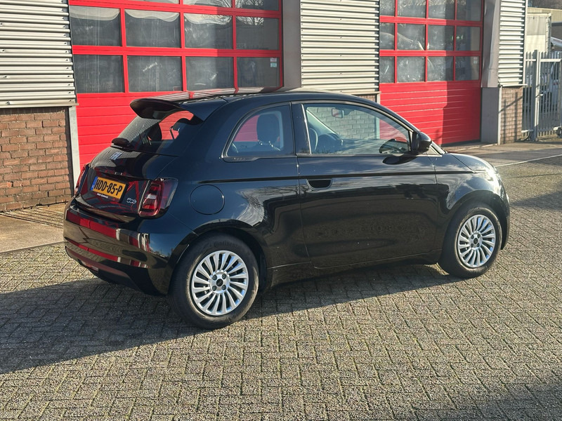 Fiat 500 E - Hatchback: picture 4 Fiat 500 E - Hatchback: picture 4