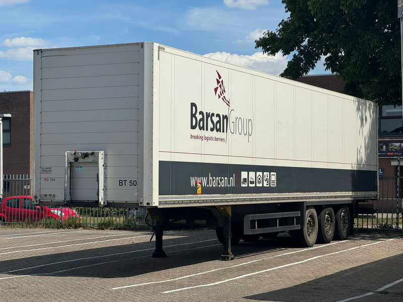 Schmitz Cargobull - Closed box semi-trailer: picture 2 Schmitz Cargobull - Closed box semi-trailer: picture 2