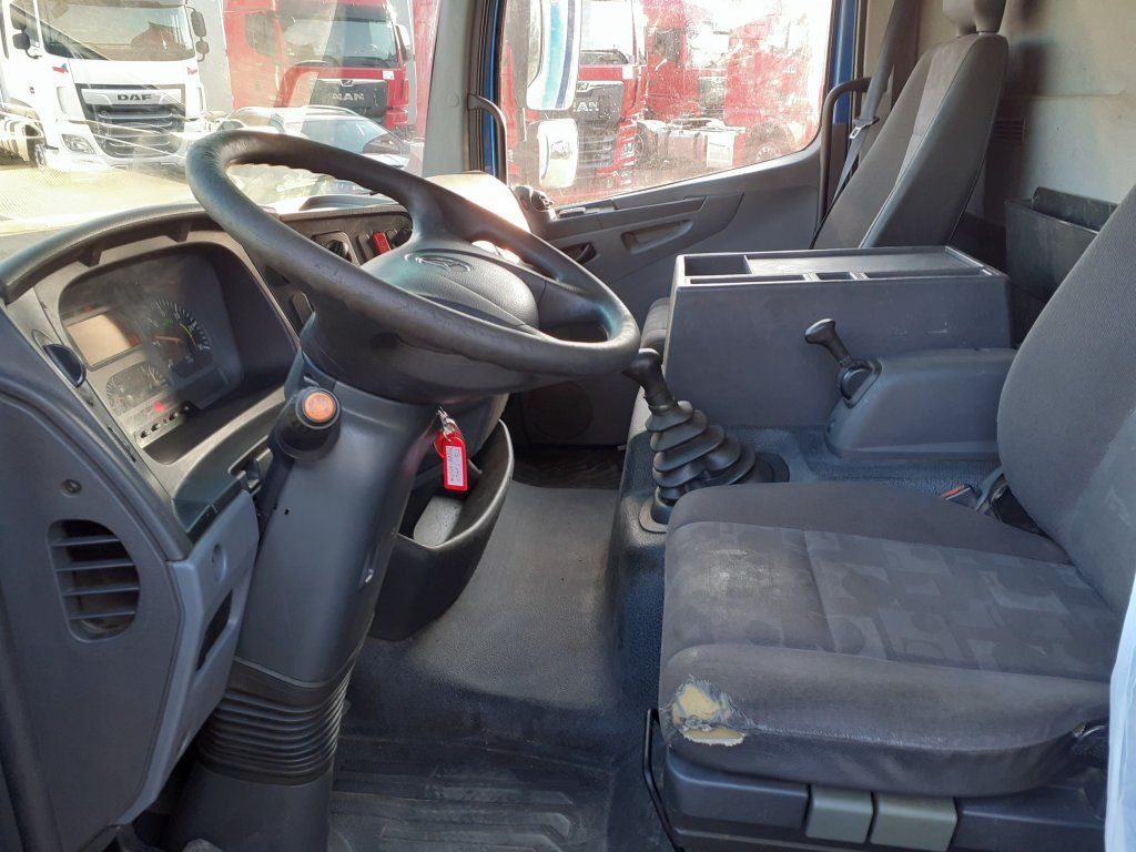 Curtainsider truck Mercedes-Benz 1018 Atego EURO 3: picture 14