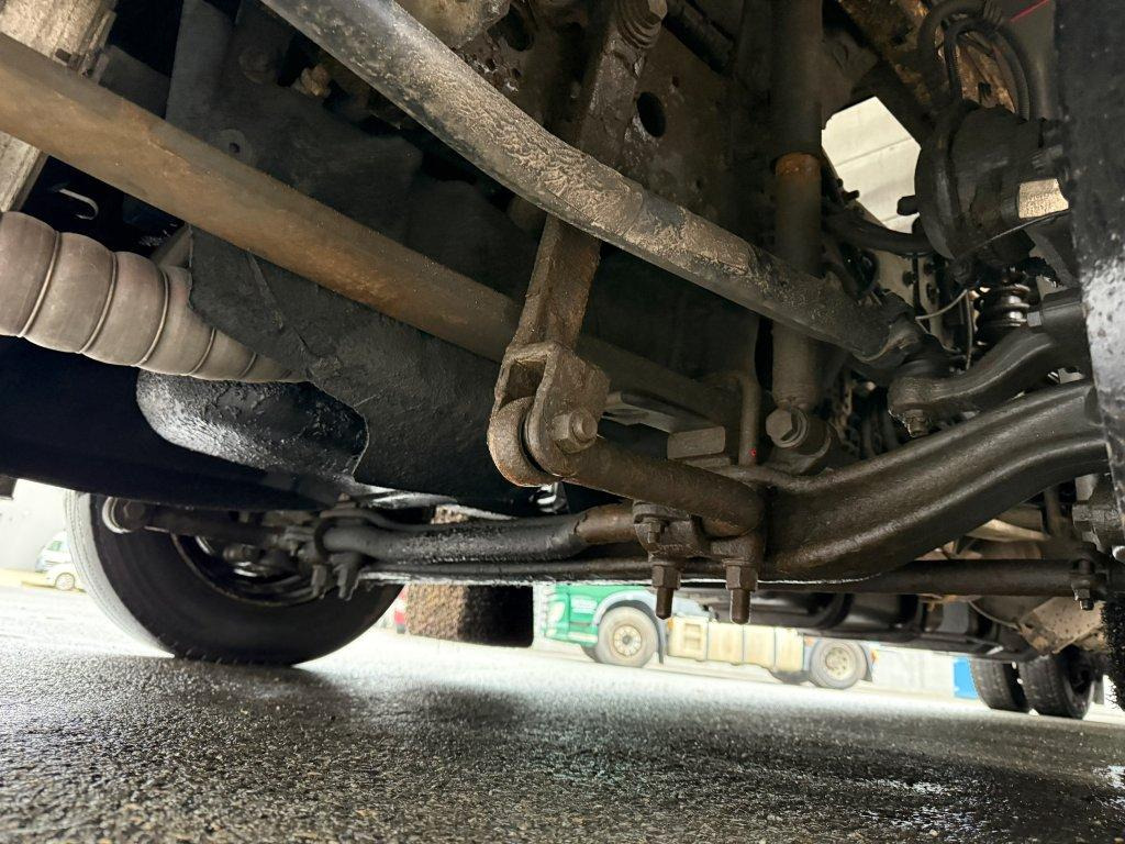 Curtainsider truck Renault Midlum 280.12 EURO 4: picture 8