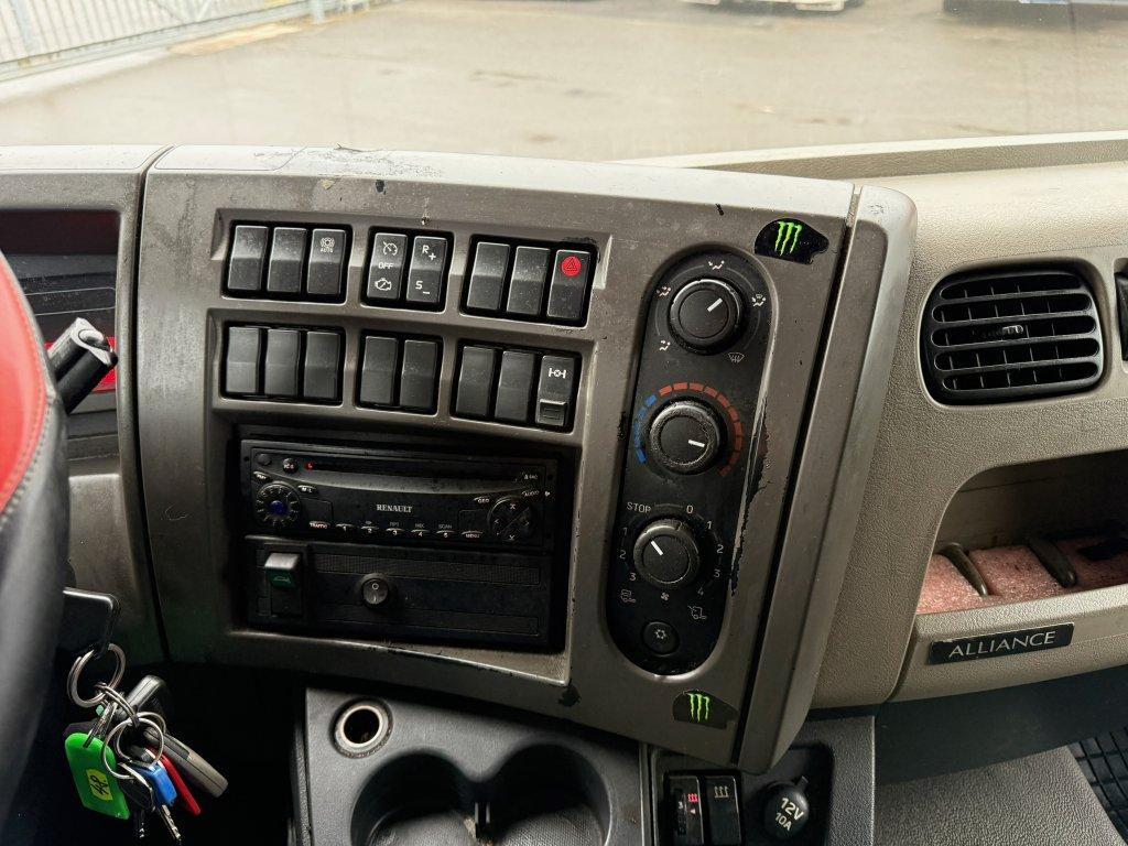 Curtainsider truck Renault Midlum 280.12 EURO 4: picture 15