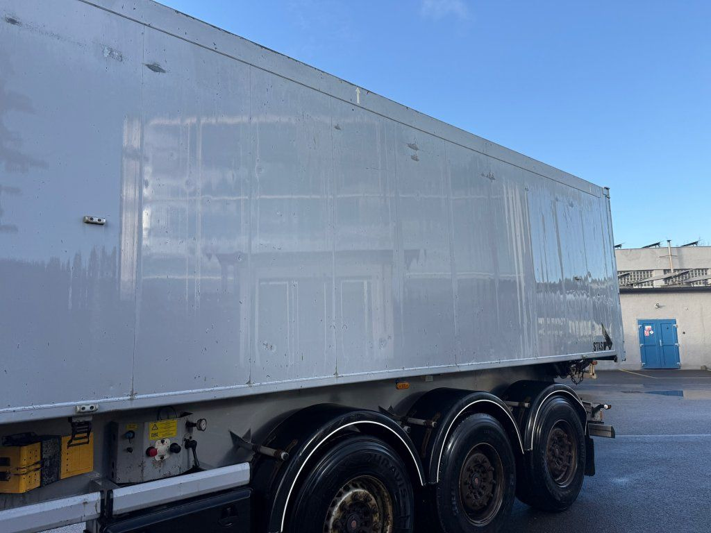 Stas 50m3 - Tipper semi-trailer: picture 5 Stas 50m3 - Tipper semi-trailer: picture 5