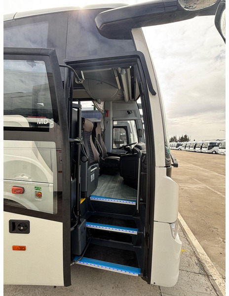 Temsa MD9 / 34+1+1 ISTUMAPAIKKAA / ILMASTOINTI / WC / WEBASTO / JÄÄKAAPPI - Coach: picture 4 Temsa MD9 / 34+1+1 ISTUMAPAIKKAA / ILMASTOINTI / WC / WEBASTO / JÄÄKAAPPI - Coach: picture 4