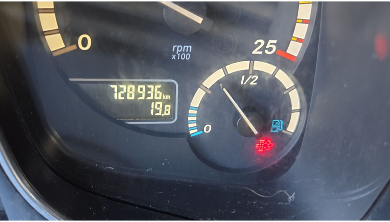 Mercedes-Benz Actros 1848 - Voith Retarder - Tractor unit: picture 5 Mercedes-Benz Actros 1848 - Voith Retarder - Tractor unit: picture 5