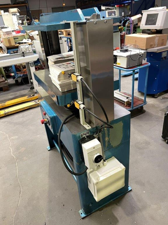 Double spindle press / double plate press Hunkeler ADP 45-70 - Printing machinery: picture 2 Double spindle press / double plate press Hunkeler ADP 45-70 - Printing machinery: picture 2