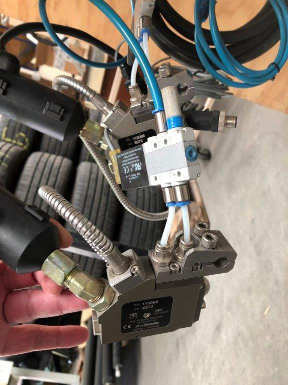 Dynatec Quattro Challenger glue melter with two application nozzles Dy 2002 control unit for 8 channels - Printing machinery: picture 5 Dynatec Quattro Challenger glue melter with two application nozzles Dy 2002 control unit for 8 channels - Printing machinery: picture 5