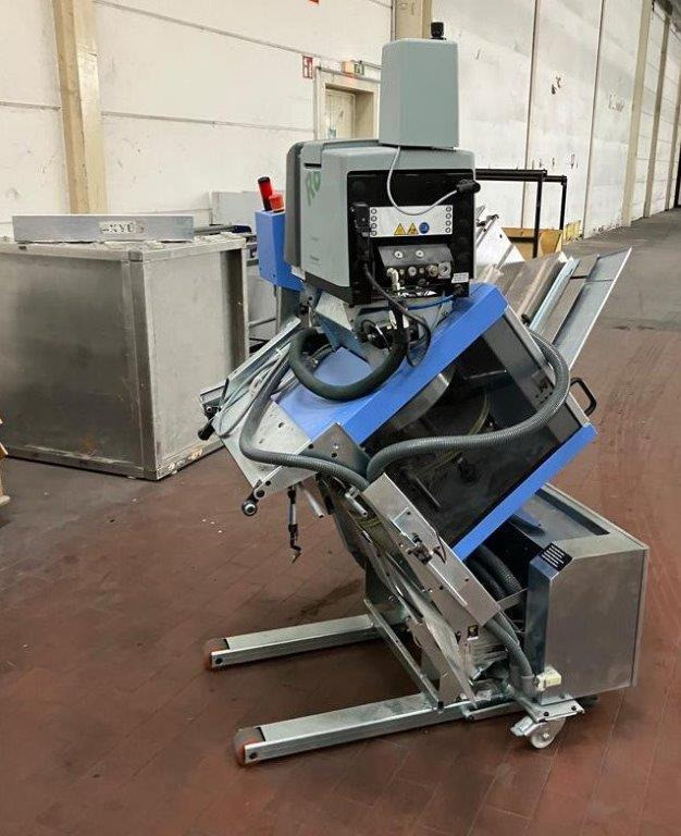 Muller Martini 0506.0400 commodity glue with Robatech Concept B5-1 glue applicator - Printing machinery: picture 1 Muller Martini 0506.0400 commodity glue with Robatech Concept B5-1 glue applicator - Printing machinery: picture 1