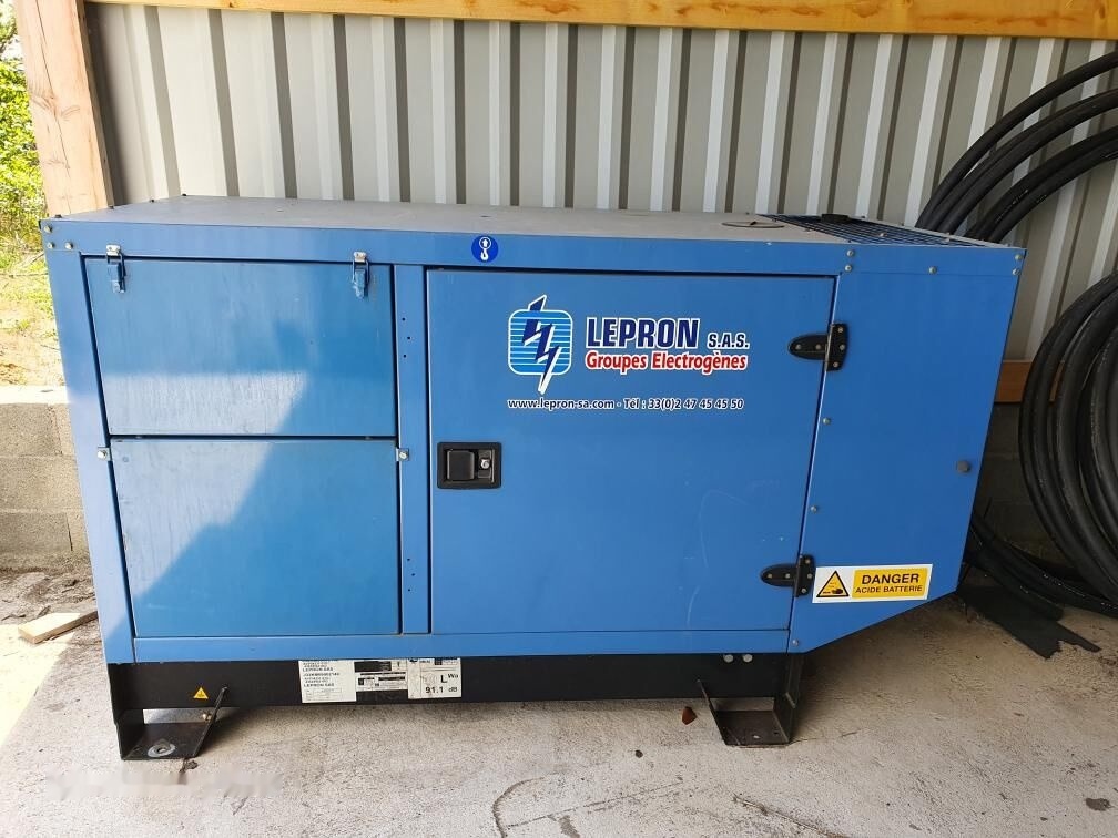 SDMO - Generator set: picture 1 SDMO - Generator set: picture 1