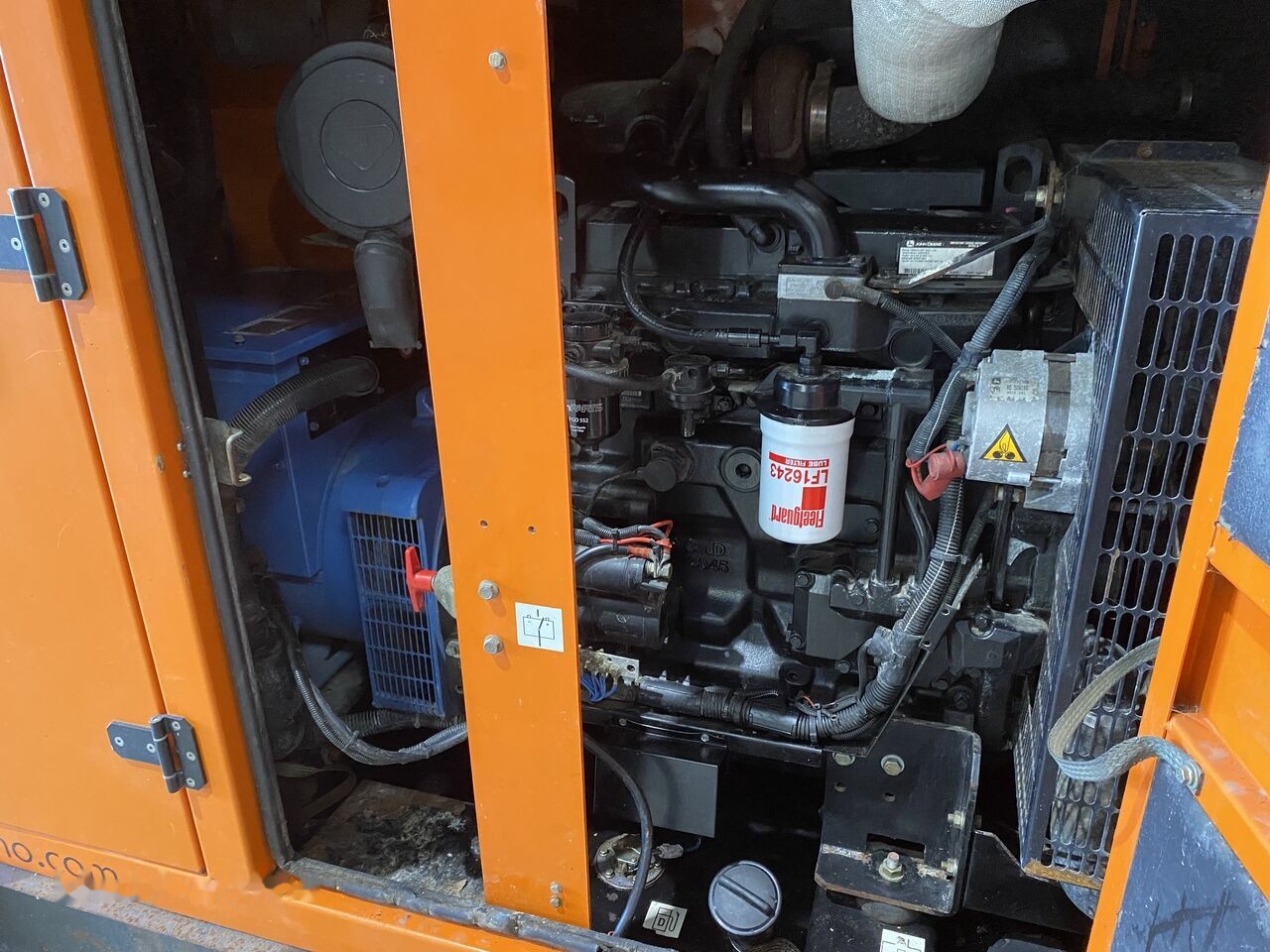 SDMO J66 - Generator set: picture 2 SDMO J66 - Generator set: picture 2