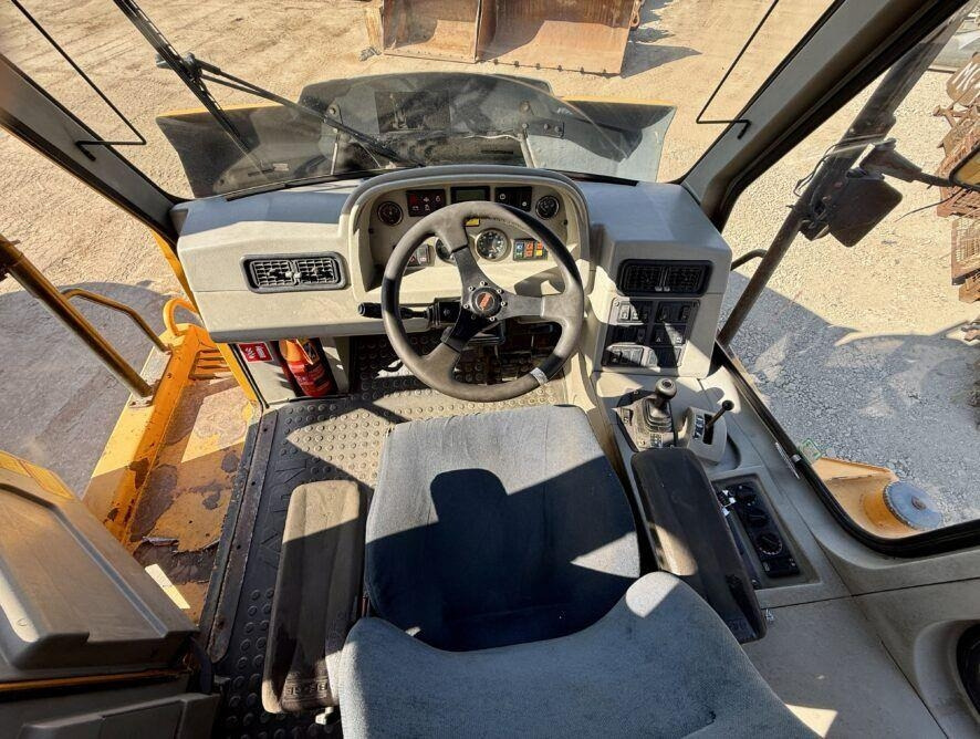 Articulated dumper Moxy MT25: picture 17