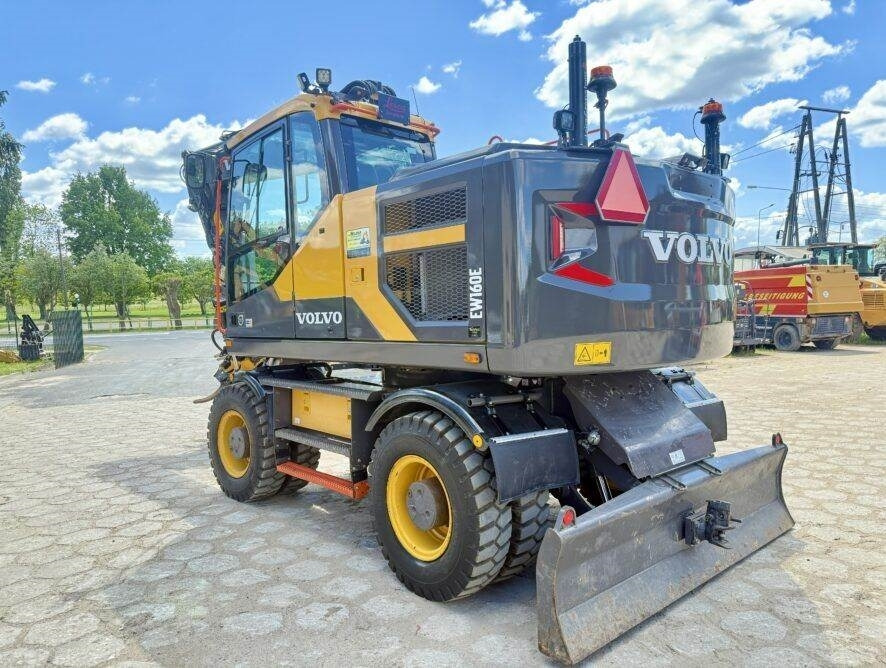 Volvo EW160E Leica - Wheel excavator: picture 1 Volvo EW160E Leica - Wheel excavator: picture 1
