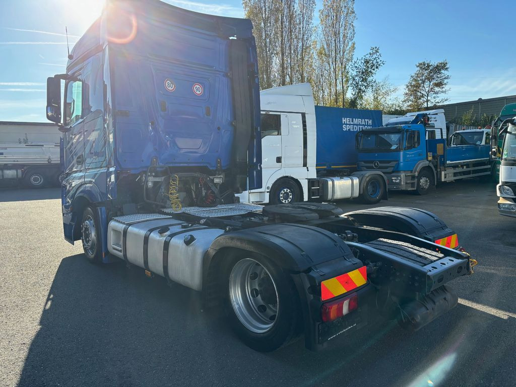 Tractor unit Mercedes-Benz 1836: picture 9