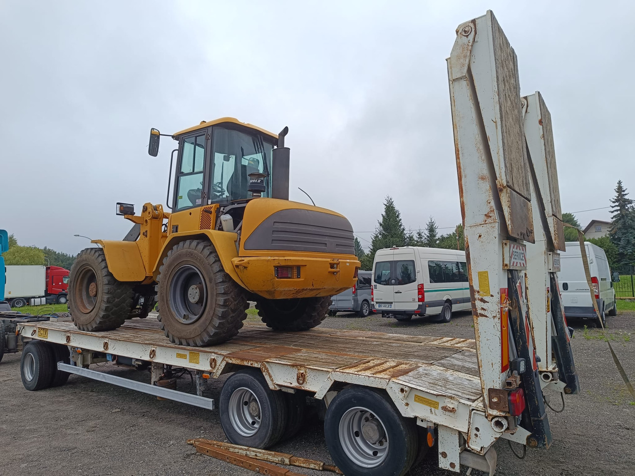 Low loader trailer ACTM 3 osie 8m x 2,55 m lad 25 T: picture 11 Low loader trailer ACTM 3 osie 8m x 2,55 m lad 25 T: picture 11