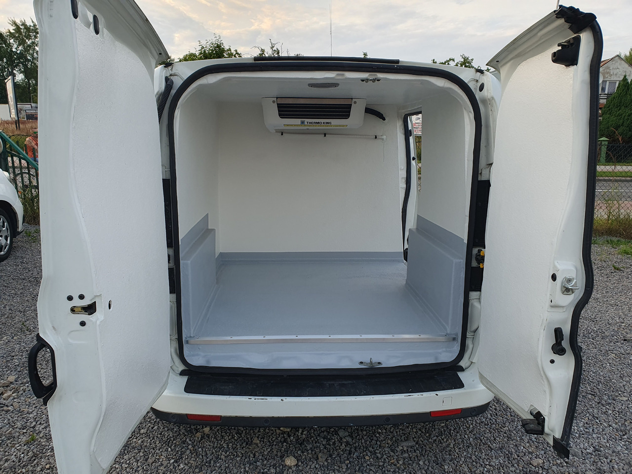 Refrigerated van FIAT DOBLO CHLODNIA THERMOKING KLIMA EURO6 [ Copy ]: picture 1