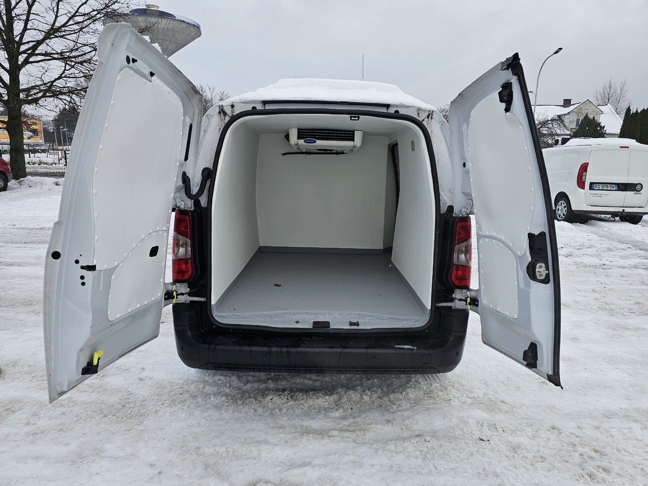 OPEL COMBO MAXI LONG CHLODNIA MROZNIA CARRIER KLIMA EURO6 - Refrigerated van: picture 2 OPEL COMBO MAXI LONG CHLODNIA MROZNIA CARRIER KLIMA EURO6 - Refrigerated van: picture 2