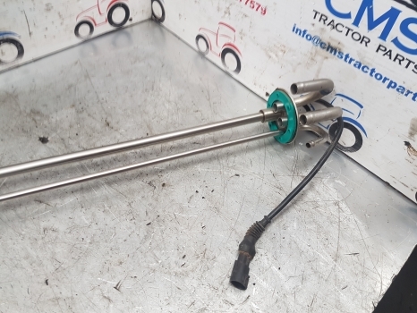 Claas Arion 600 Ser Hexashift, Cmatic 640 Fuel Sender Unit 0021992210, 21992210 - Fuel processing/ Fuel delivery for Farm tractor: picture 4 Claas Arion 600 Ser Hexashift, Cmatic 640 Fuel Sender Unit 0021992210, 21992210 - Fuel processing/ Fuel delivery for Farm tractor: picture 4